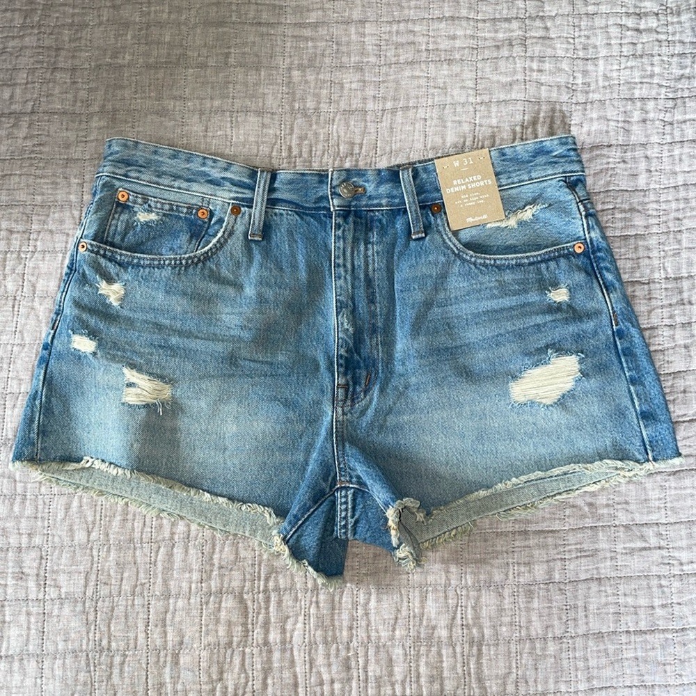 Madewell Relaxed Denim Shorts in Renfield Wash: Destructed Edition